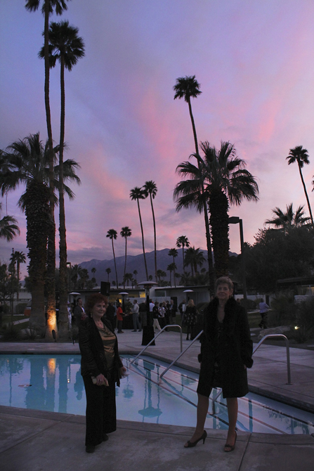 Cocktail party reception at dusk Horizon Hotel, Palm Springs, Modernism Week 2012. Photo by MGPicascio.com